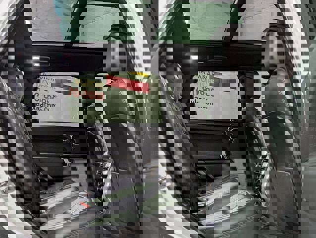 Used 2020 Land Rover Range Rover Sport HSE image 27