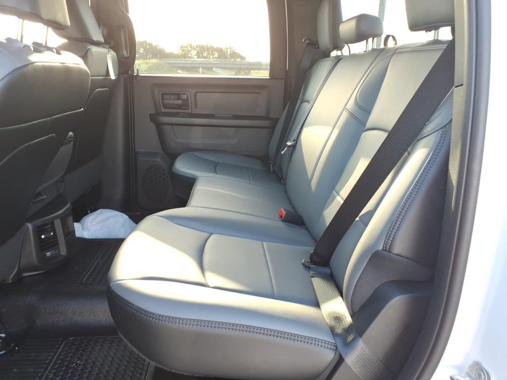 New 2026 RAM 2500 Tradesman AWD/4WD image 9