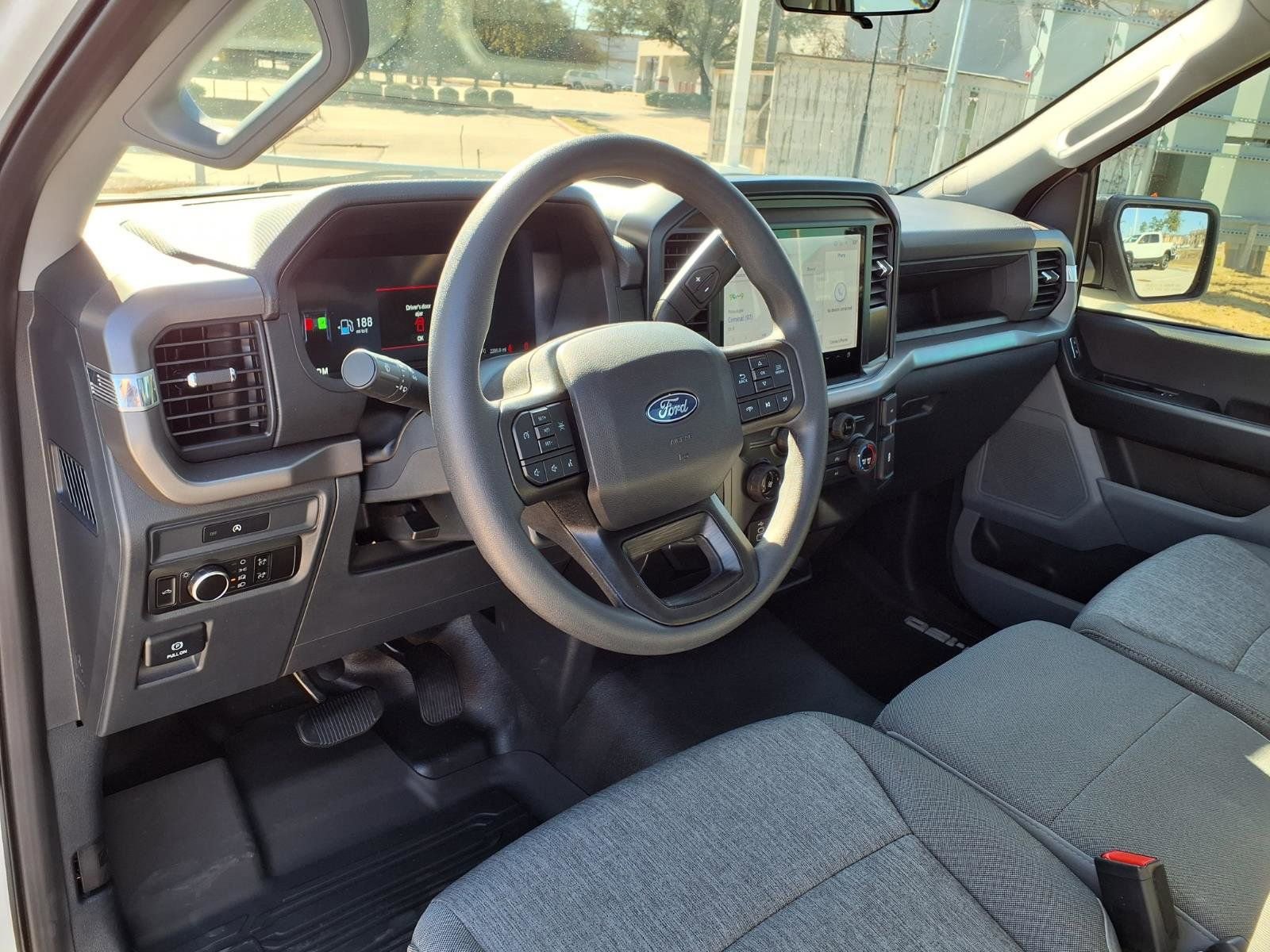 Used 2025 Ford F150 XL image 12