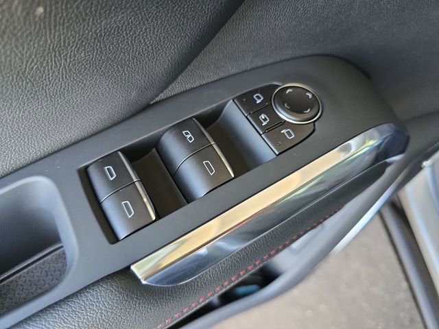 New 2026 Chevrolet Traverse RS w/ LPO, Floor Liner Package image 27