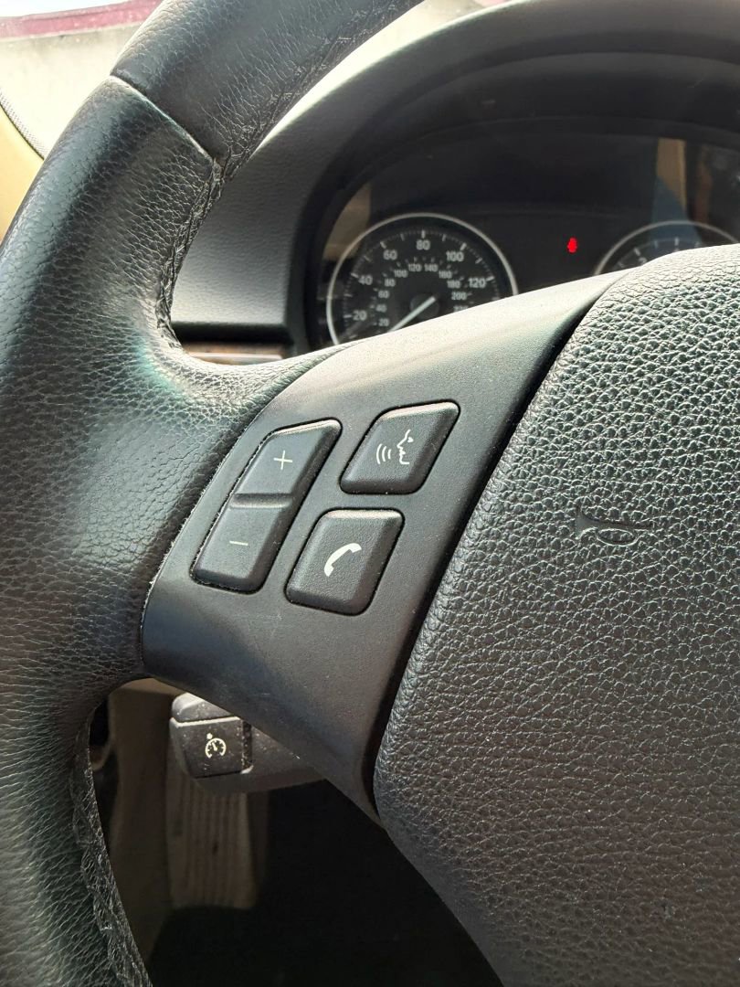 Used 2011 BMW 335i Sedan image 21