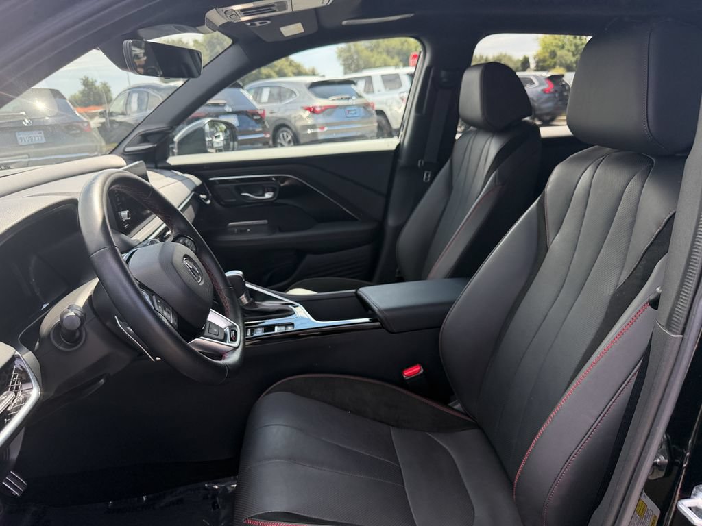 Certified 2025 Acura ADX A-Spec AWD/4WD image 13