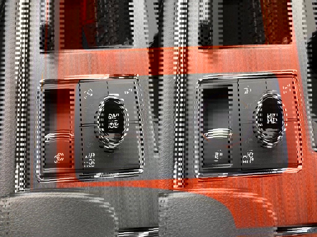 Used 2022 Lincoln Navigator Reserve image 26