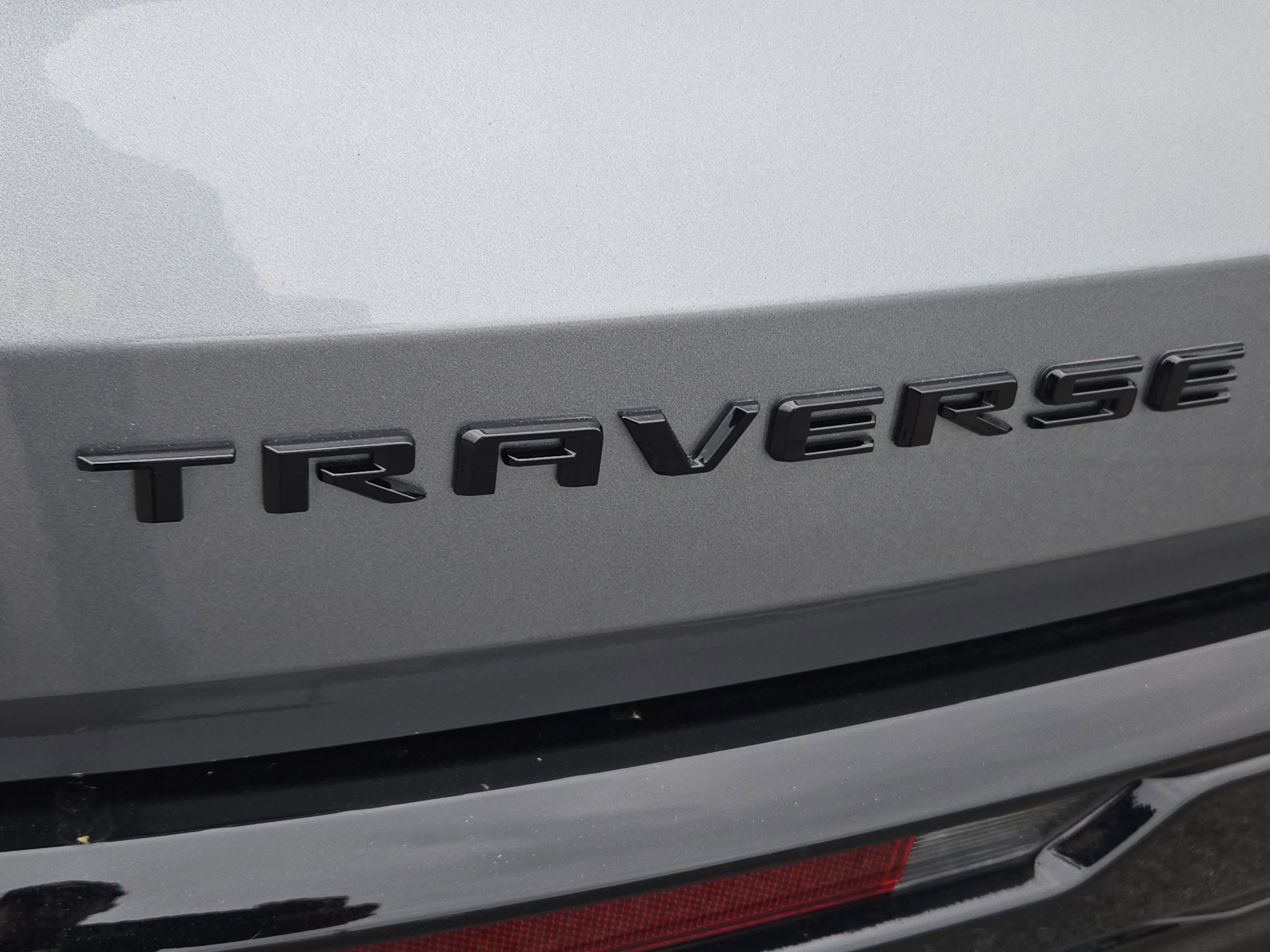 New 2026 Chevrolet Traverse RS w/ LPO, Floor Liner Package image 25