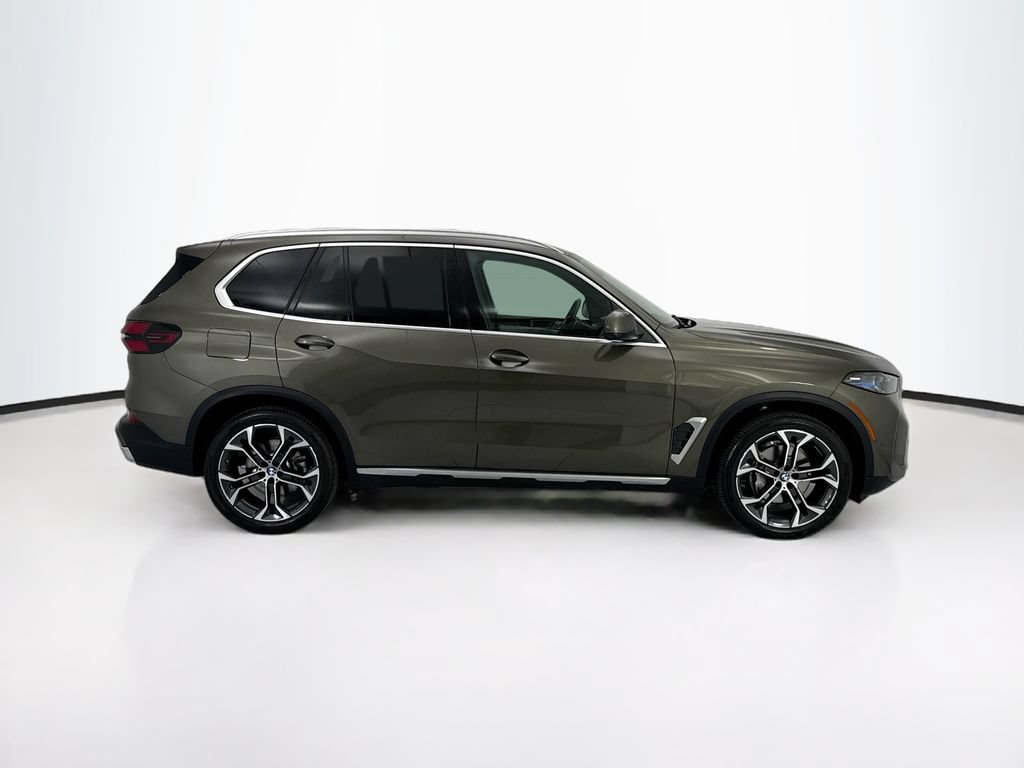 Used 2026 BMW X5 sDrive40i w/ Climate Comfort Package RWD image 4