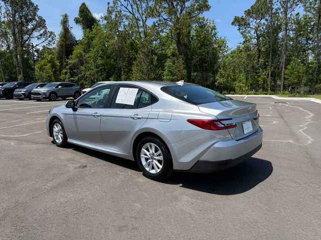 Used 2026 Toyota Camry LE FWD image 3