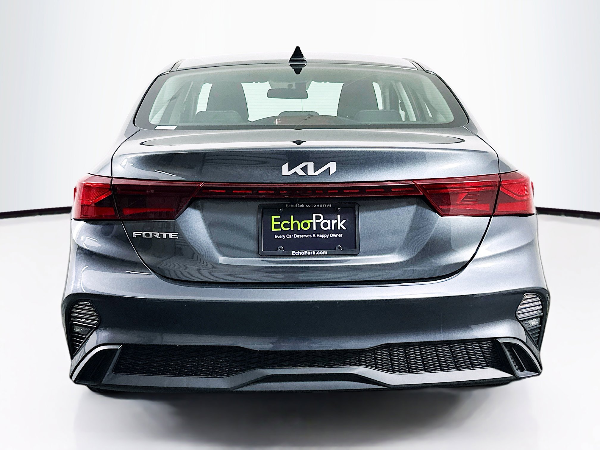 Used 2024 Kia Forte LXS image 7