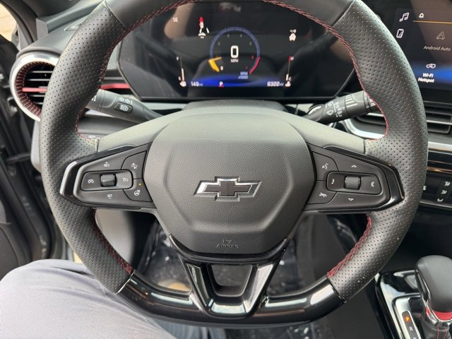 Used 2025 Chevrolet Trax RS w/ Driver Confidence Package image 19