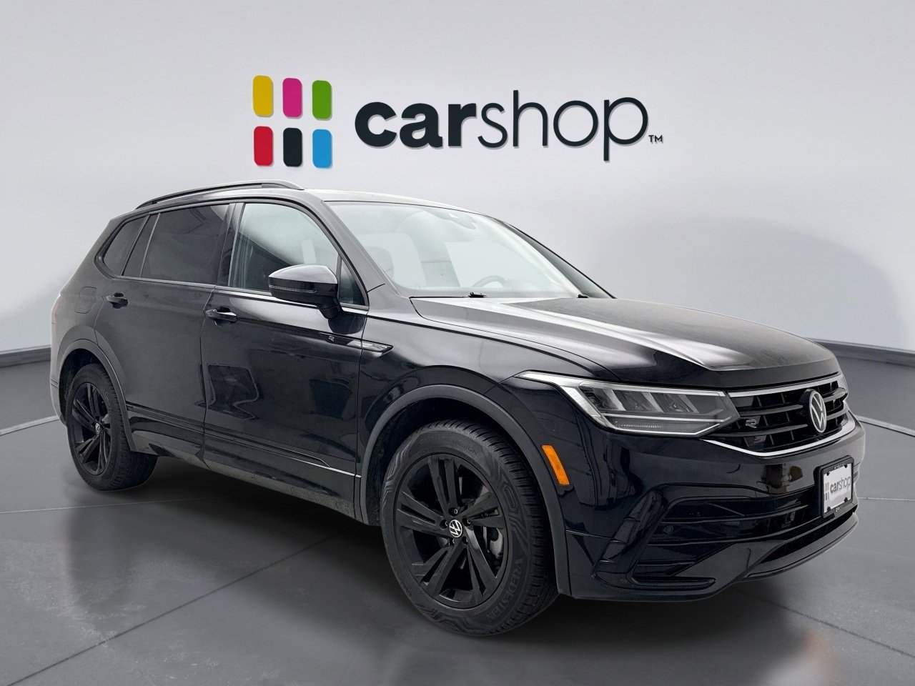 Used 2024 Volkswagen Tiguan SE R-Line image 7