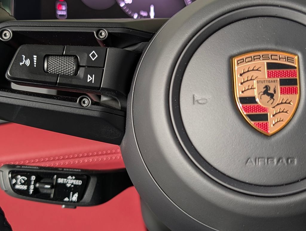 New 2026 Porsche Cayenne Electric AWD/4WD image 40