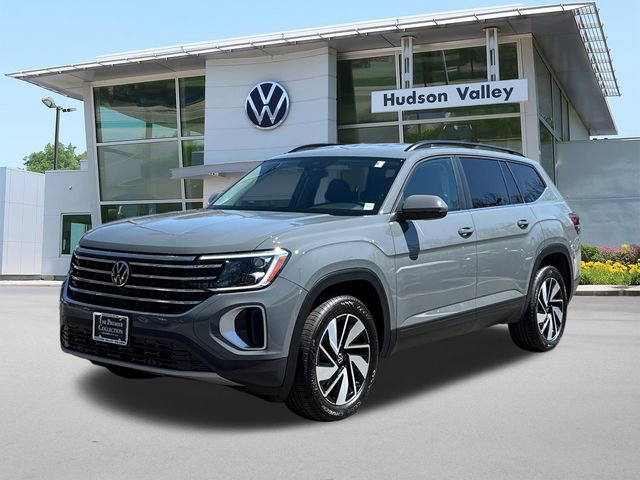 Certified 2025 Volkswagen Atlas SE image 1