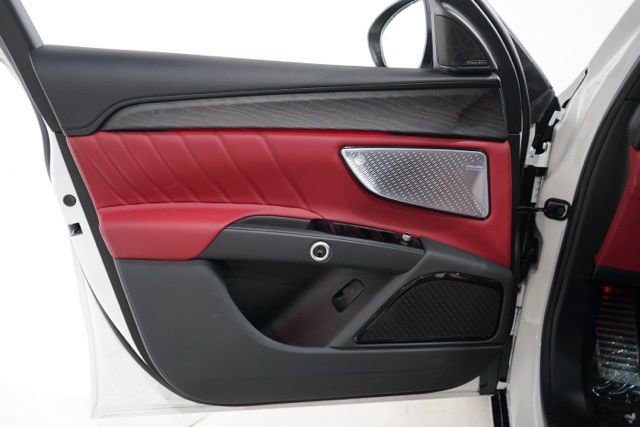 Used 2025 Maserati Grecale Modena image 16