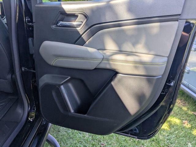 New 2025 Chevrolet Colorado ZR2 w/ ZR2 Bison Edition image 32