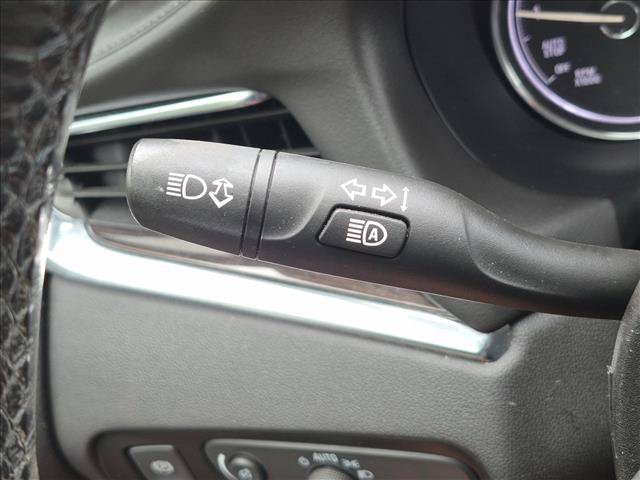 Used 2019 Buick Enclave Premium w/ Experience Buick Package FWD image 6