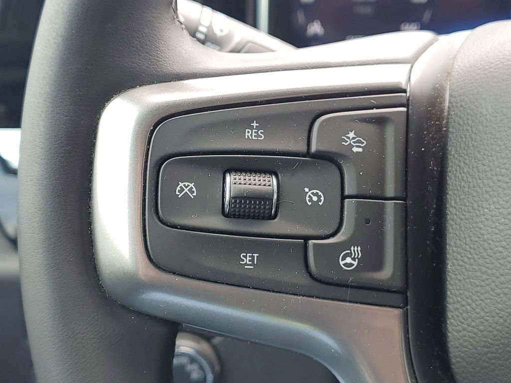 Used 2024 Chevrolet Silverado 1500 LT AWD/4WD image 9