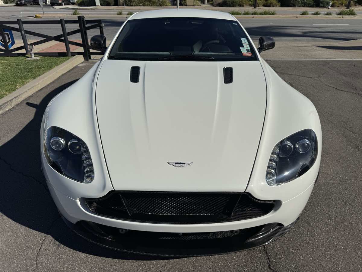 Used 2011 Aston Martin V8 Vantage S image 11