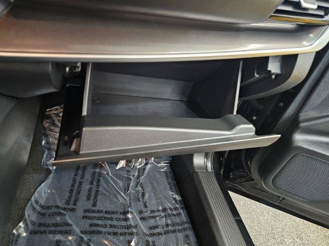 Used 2021 Nissan Rogue SV FWD image 21