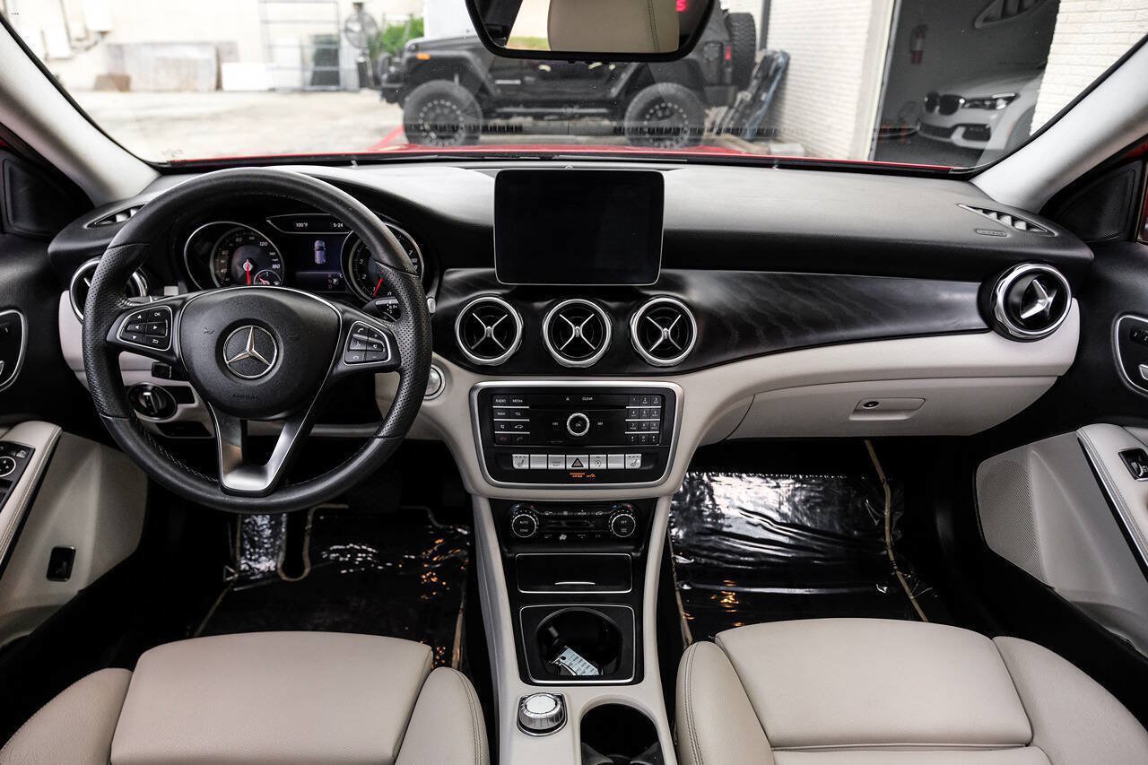 Used 2019 Mercedes-Benz GLA 250 image 16