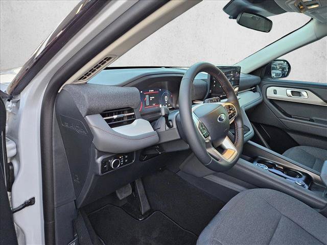 New 2026 Ford Explorer Active AWD/4WD image 3