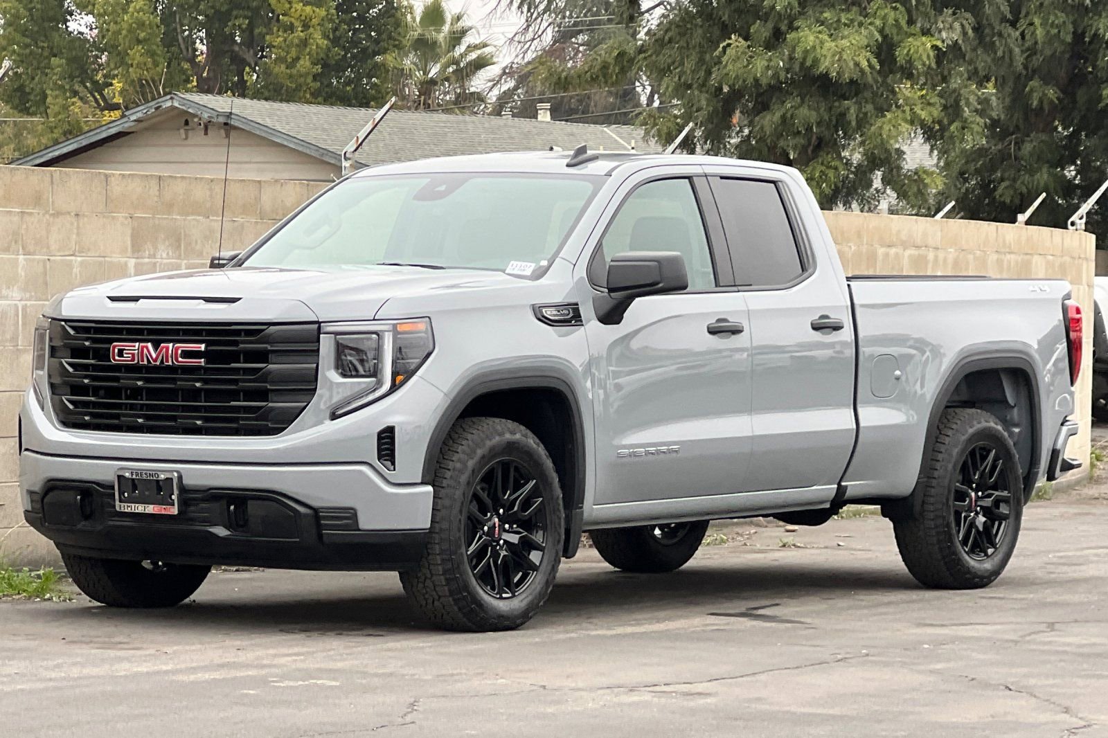 Used 2025 GMC Sierra 1500 Pro w/ Graphite Edition image 8