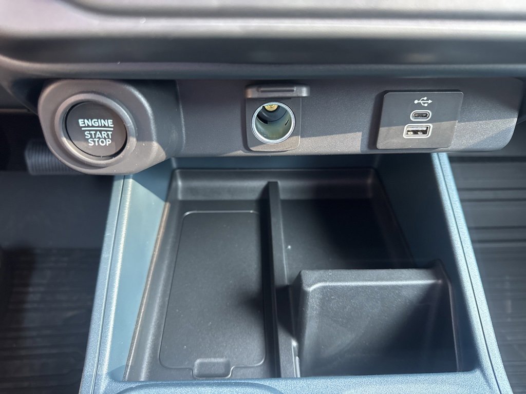 New 2025 Ford Maverick Lobo image 22