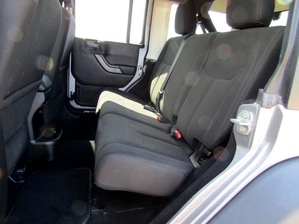 Used 2017 Jeep Wrangler Unlimited Sport w/ Quick Order Package 24S image 24