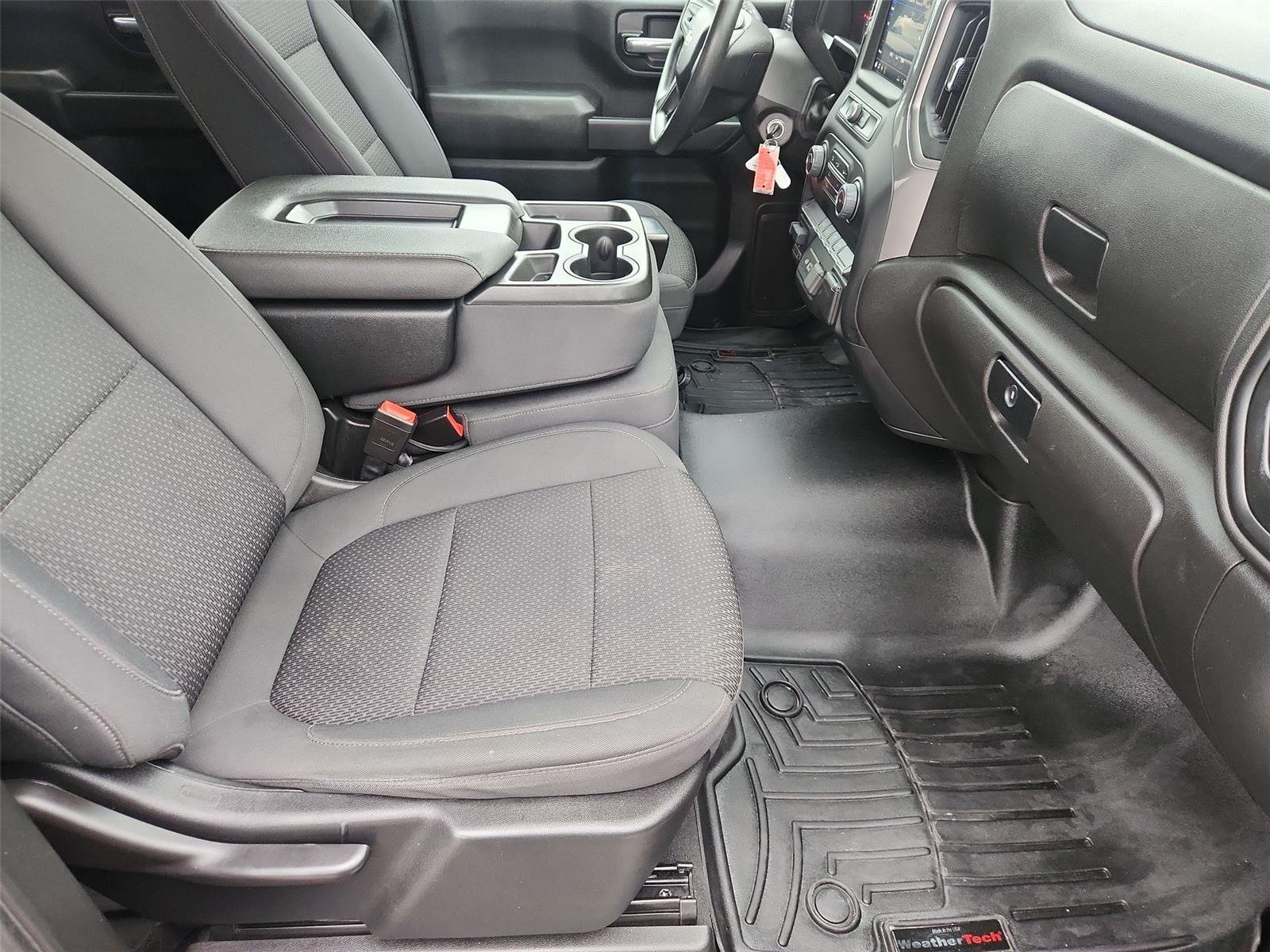 Used 2022 Chevrolet Silverado 2500 Custom w/ Custom Convenience Package AWD/4WD image 25