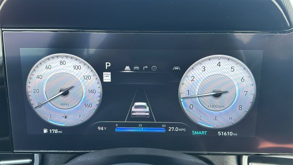 Used 2024 Hyundai Elantra Limited FWD image 3
