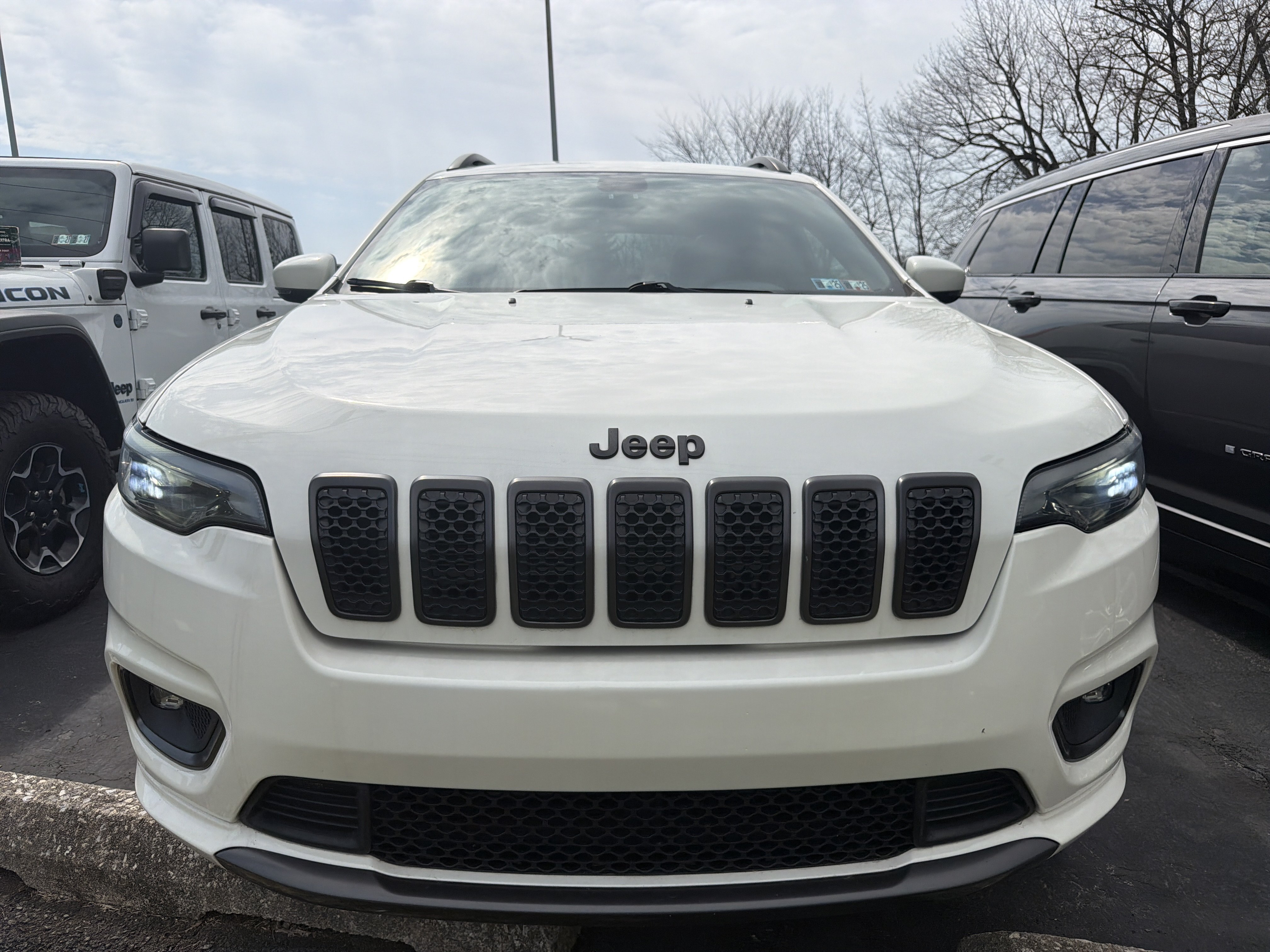 Certified 2019 Jeep Cherokee High Altitude AWD/4WD image 2