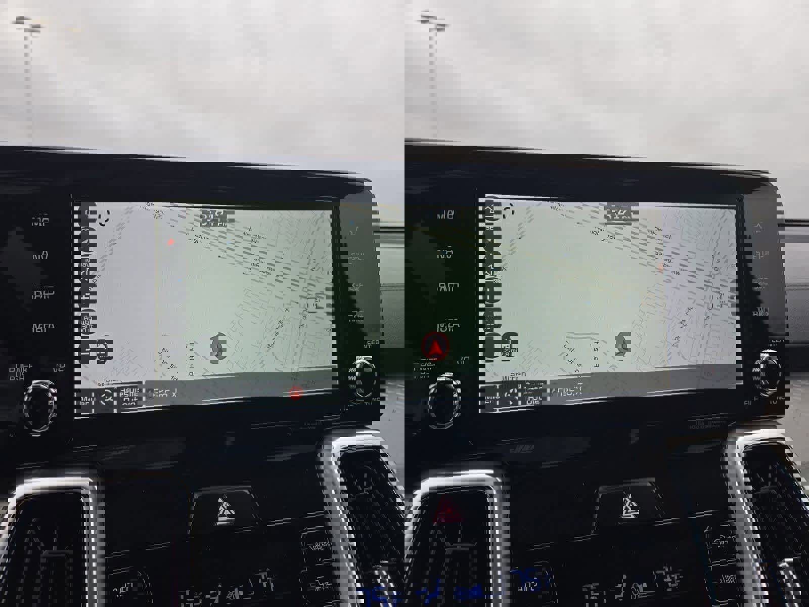 Used 2021 Kia Sorento SX image 29