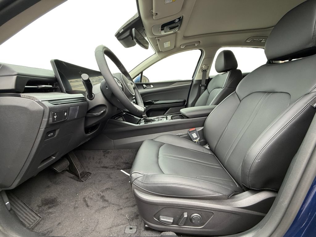 New 2026 Kia K5 EX FWD image 9