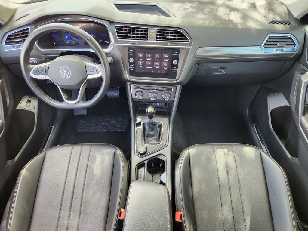 Certified 2024 Volkswagen Tiguan Wolfsburg Edition AWD/4WD image 19