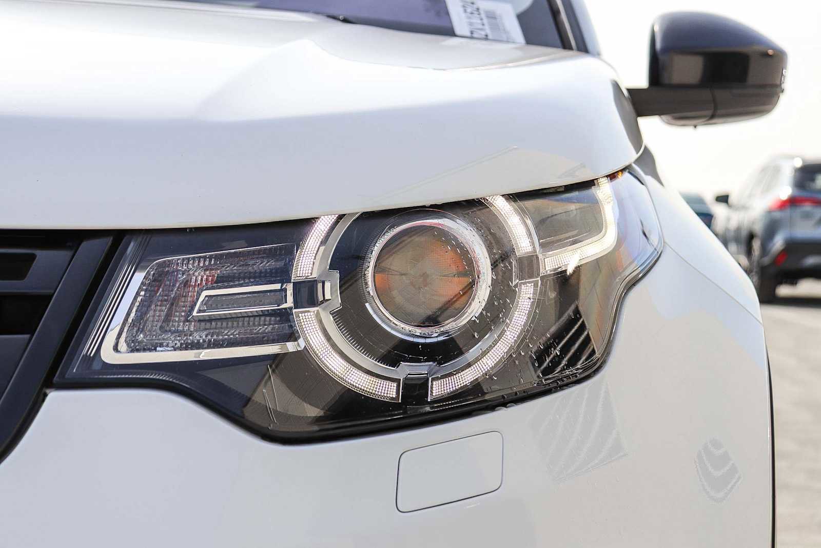 Used 2018 Land Rover Discovery Sport HSE image 7