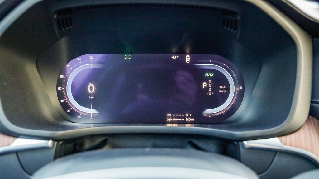 Used 2023 Volvo XC60 T8 Ultimate w/ Climate Package image 25