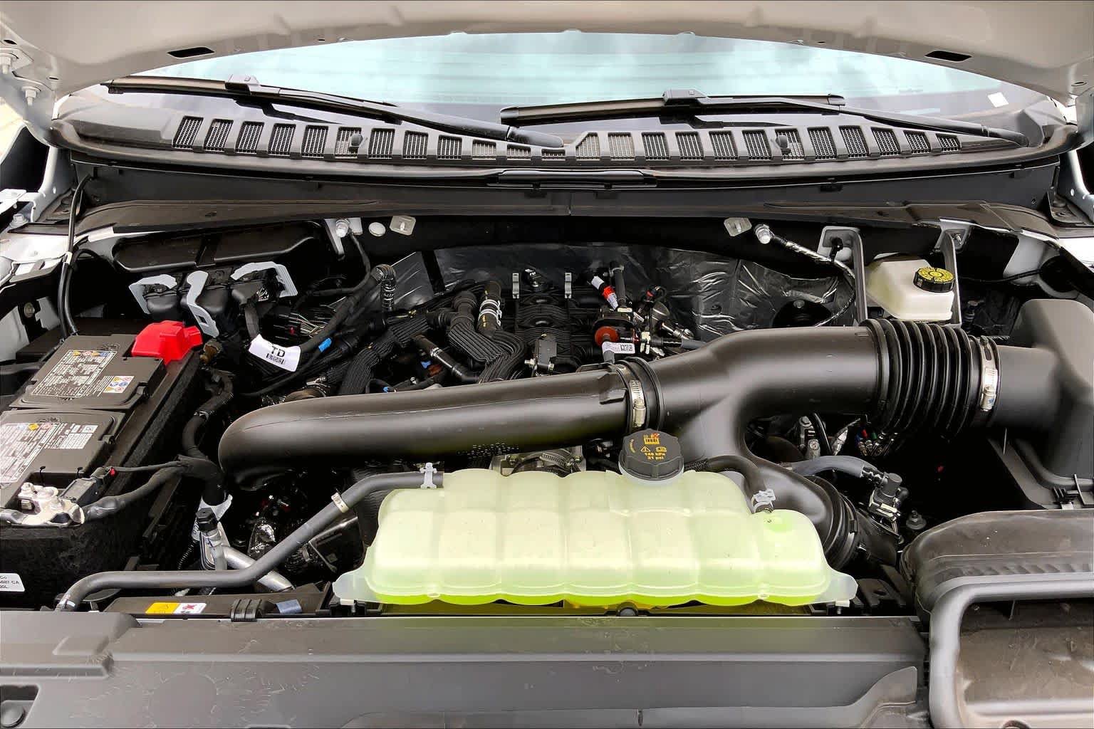 New 2026 Lincoln Navigator Reserve AWD/4WD image 16