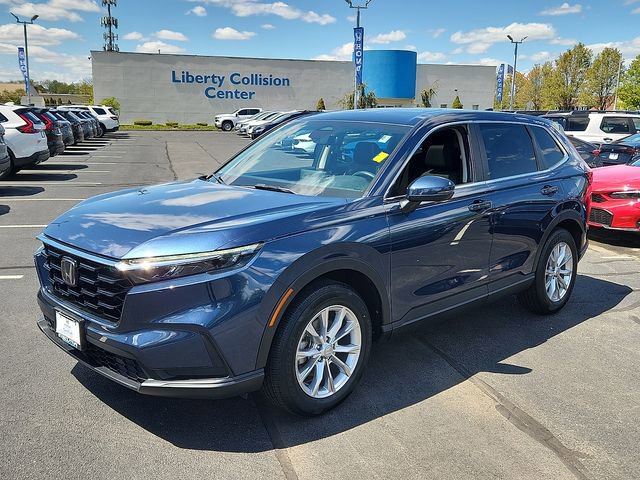 Used 2023 Honda CR-V EX image 3
