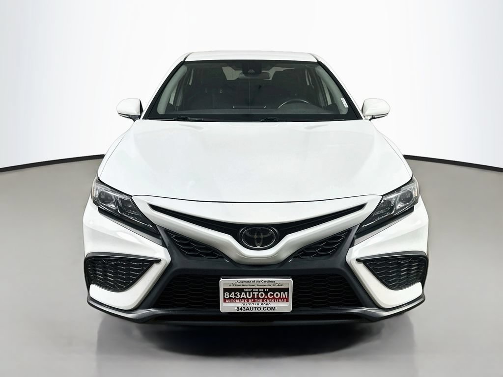 Used 2023 Toyota Camry SE FWD video 2