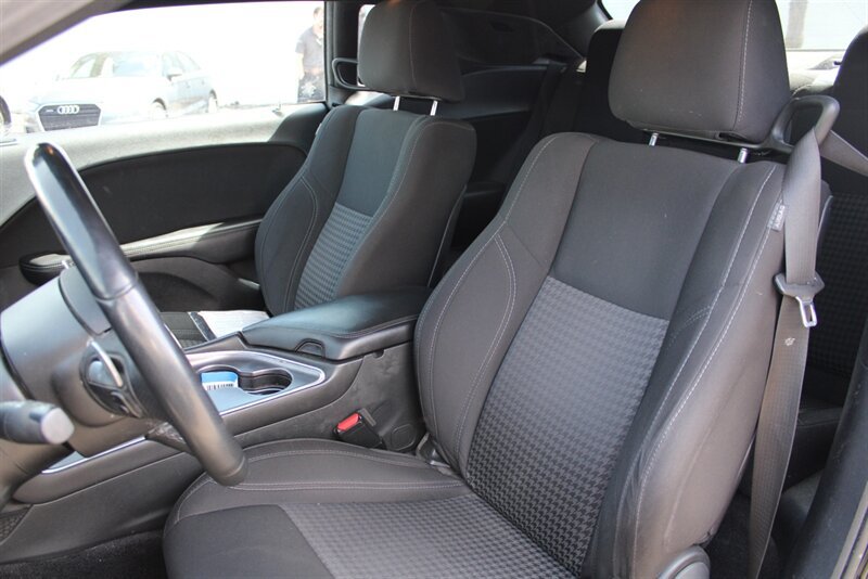 Used 2018 Dodge Challenger SXT w/ Blacktop Package RWD image 15