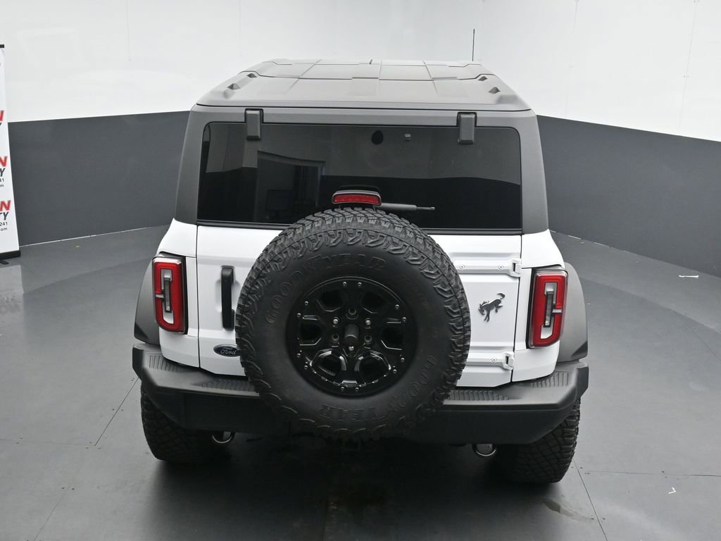 Used 2024 Ford Bronco Badlands image 16