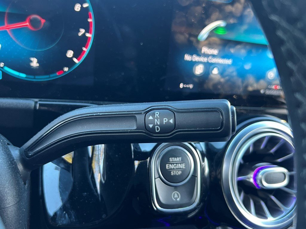 Used 2021 Mercedes-Benz GLA 250 4MATIC w/ Premium Package image 29