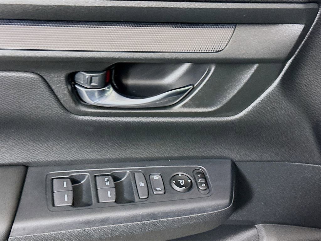 Certified 2025 Honda CR-V LX image 17