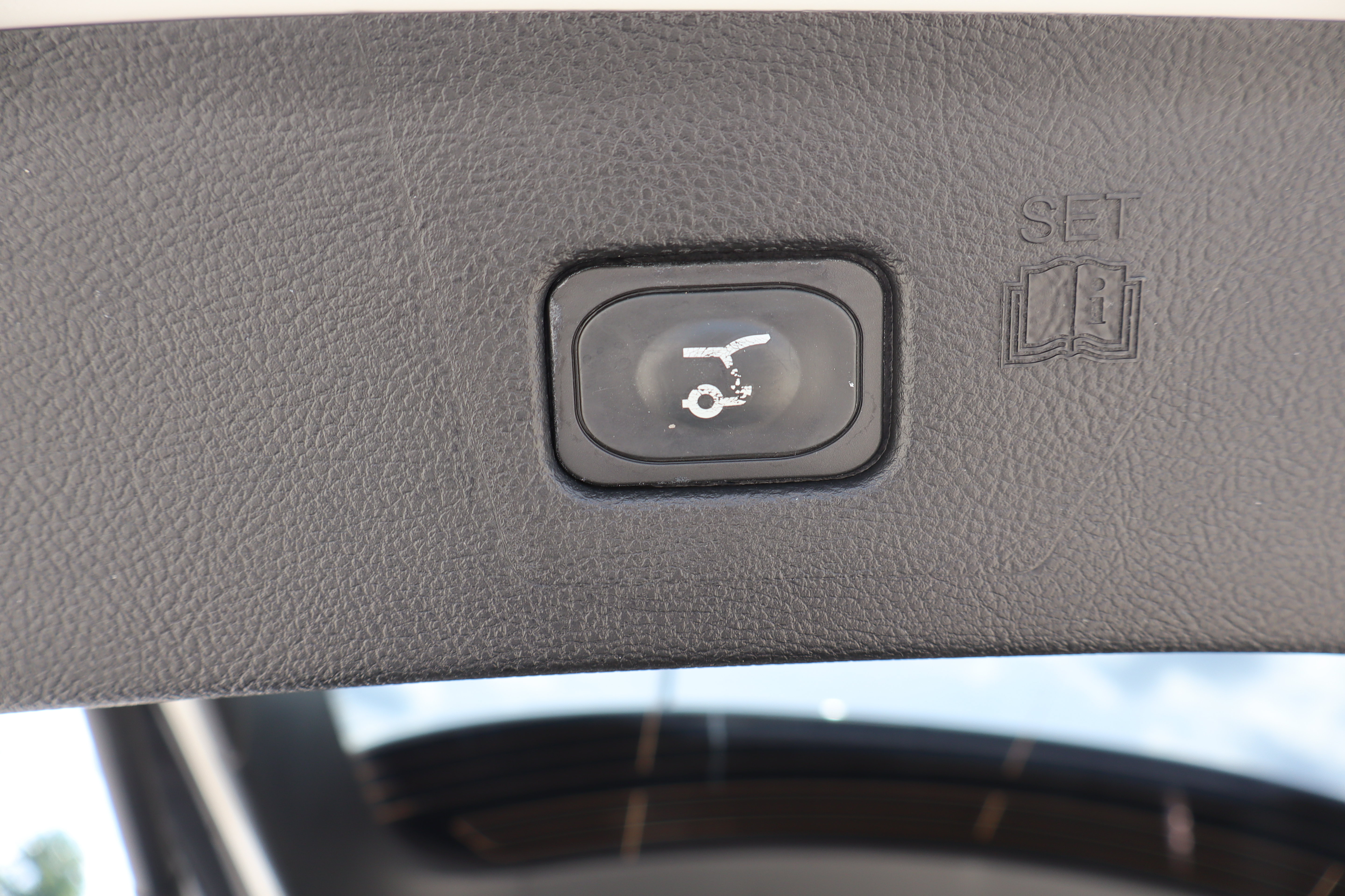 Used 2024 Ford Edge SEL w/ Convenience Package AWD/4WD image 27