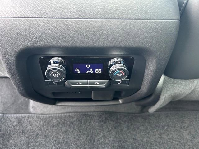 New 2026 Buick Enclave Avenir image 11