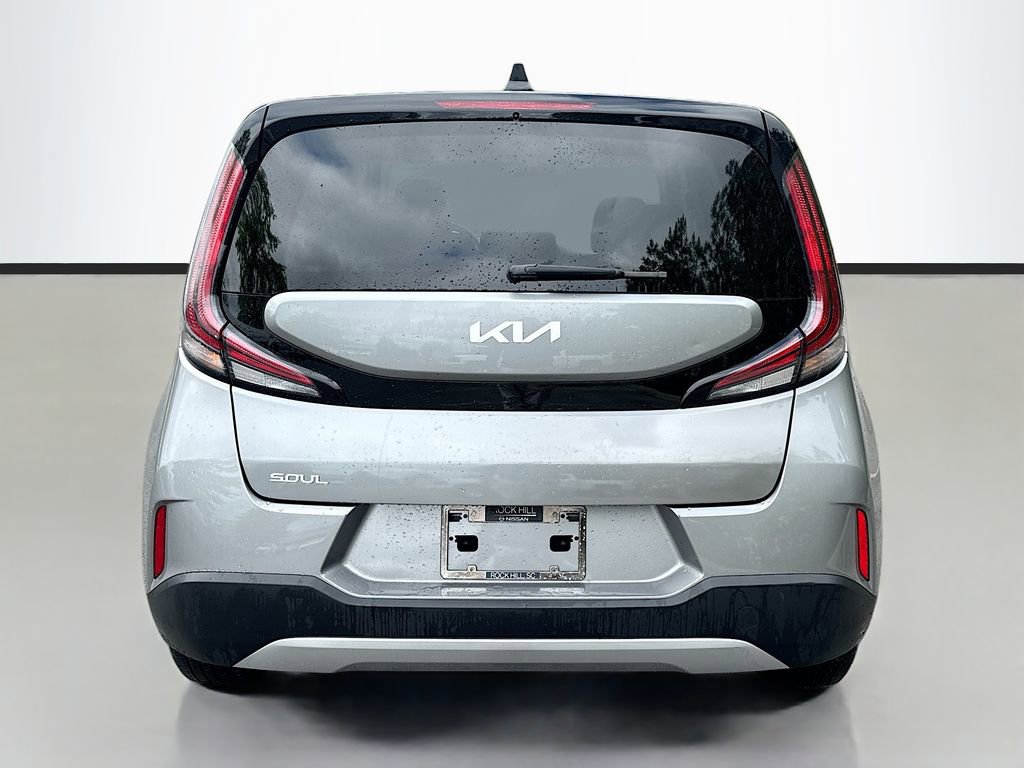 Used 2024 Kia Soul LX w/ Option Group 015 FWD image 6
