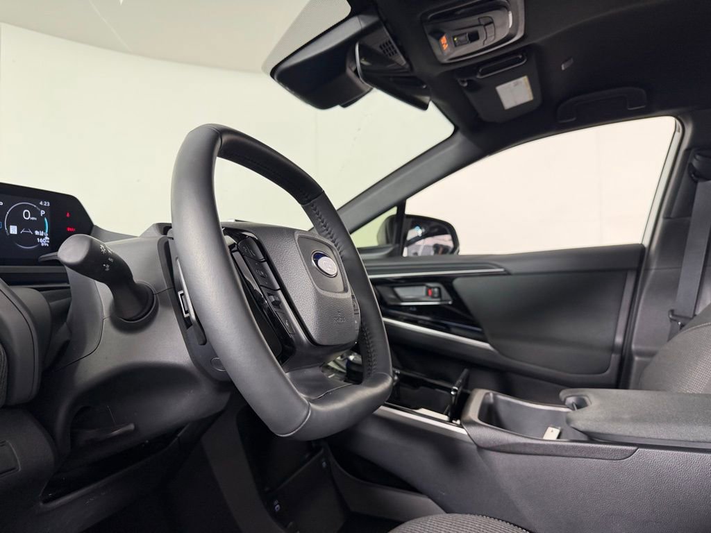 Used 2025 Subaru Solterra Premium image 19