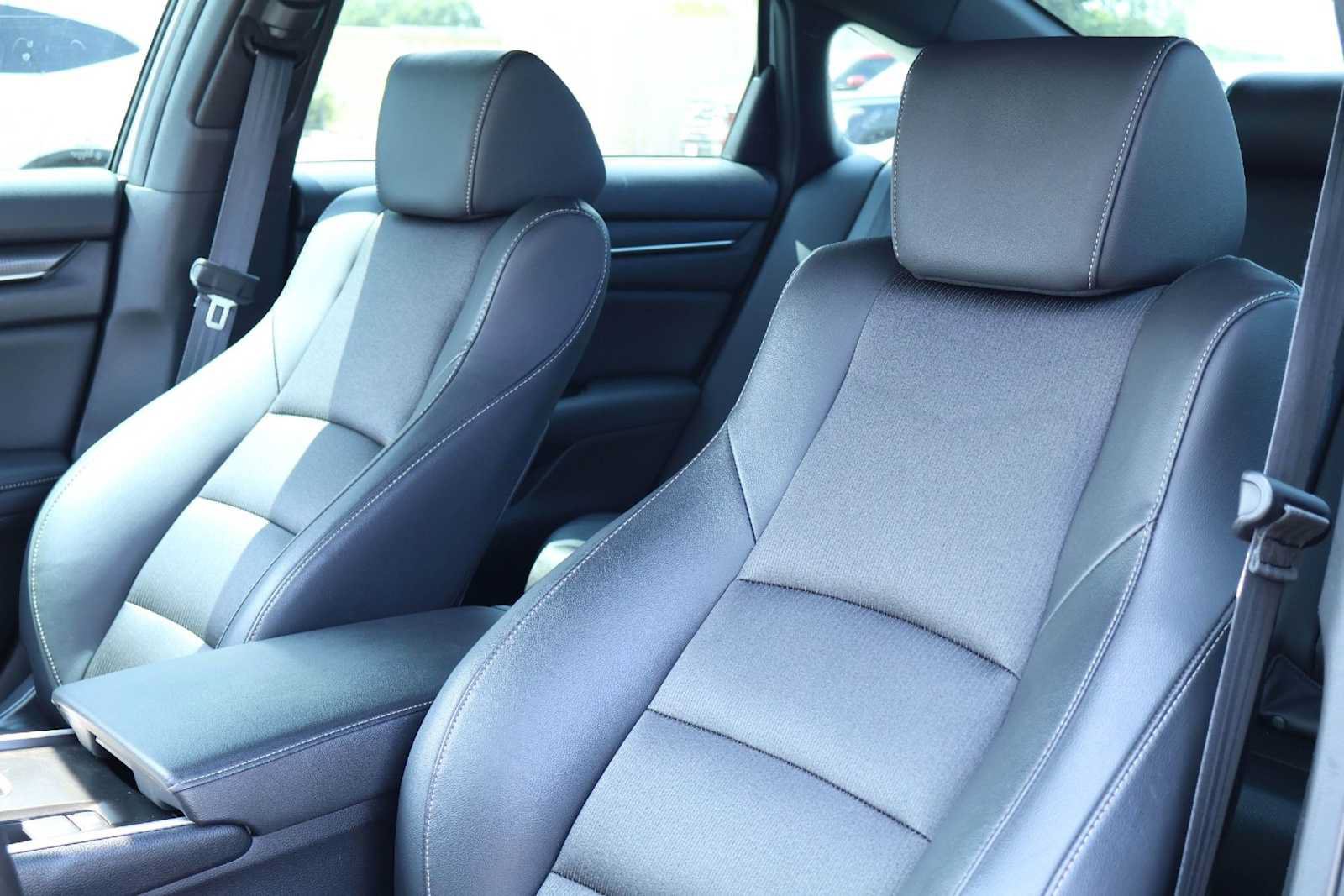 Used 2019 Honda Accord Sport image 11