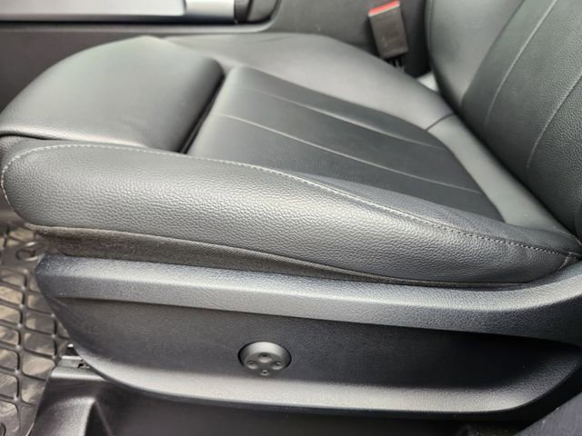 Certified 2024 Mercedes-Benz GLB 250 4MATIC image 9