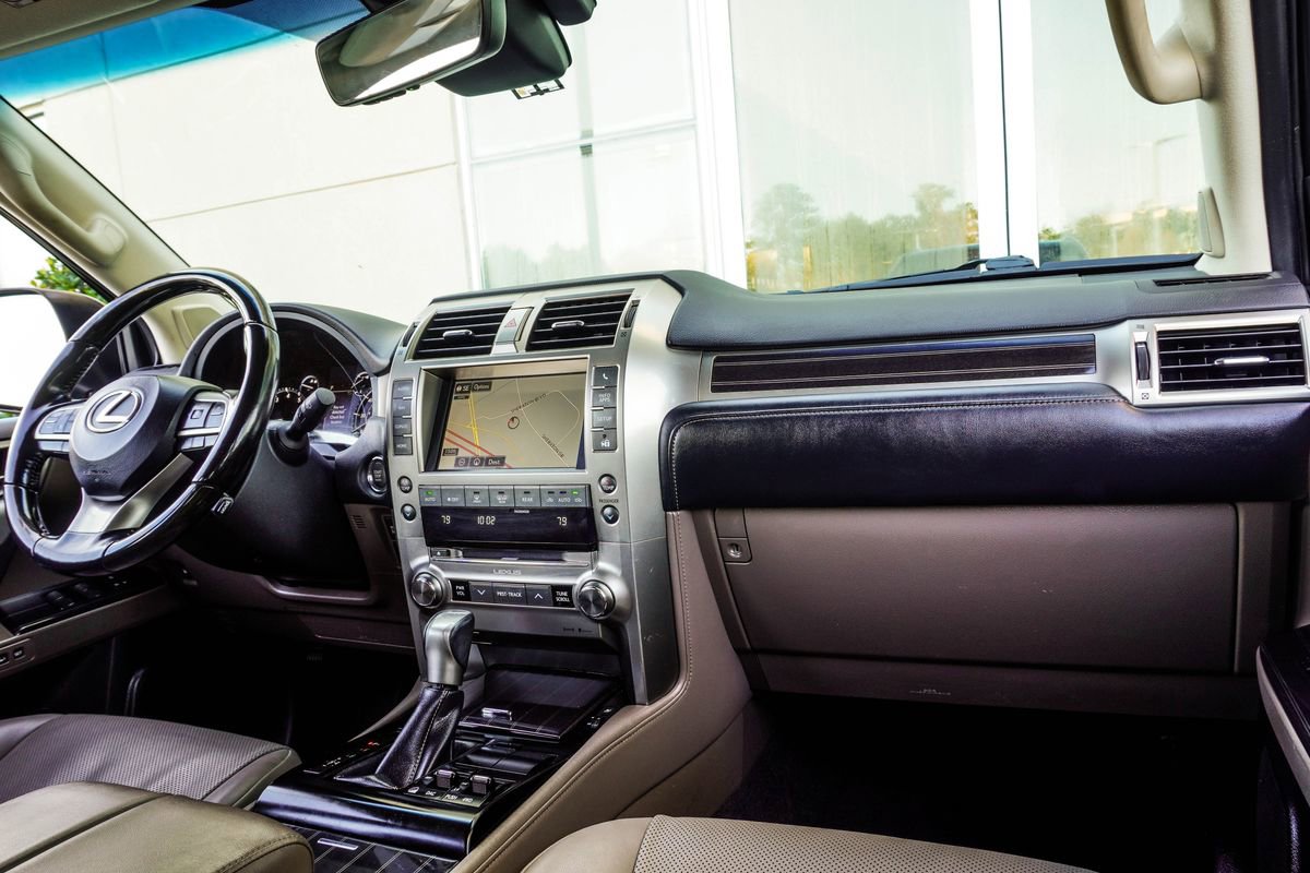 Used 2021 Lexus GX 460 Premium image 18
