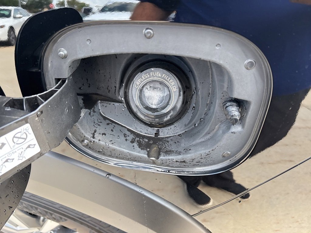 Used 2024 Nissan Pathfinder SL w/ Cargo Package image 14