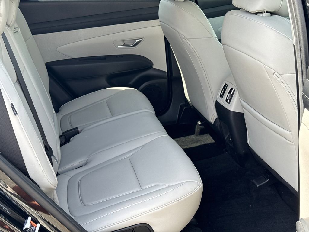 Certified 2025 Hyundai Tucson SEL FWD image 15